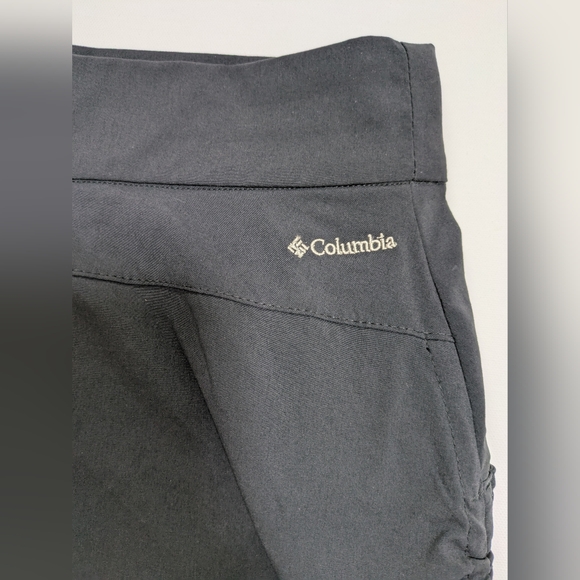 Columbia Women's Active Skort Skirt Color Black Size XL Like New! - Picture 5 of 8